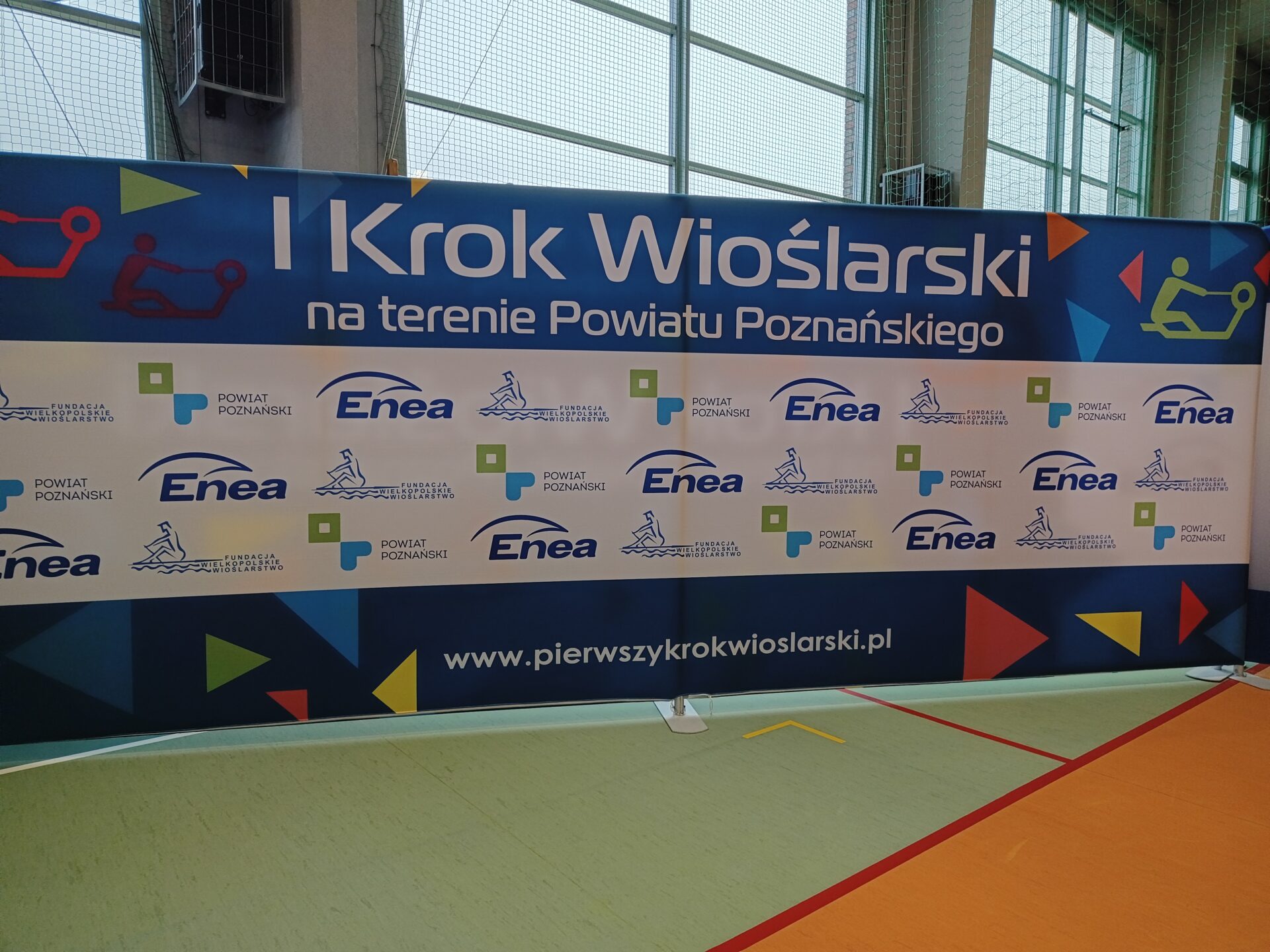 Uczniowie Zespołu Szkół w Chludowie wzięli udział w zawodach wioślarskich
